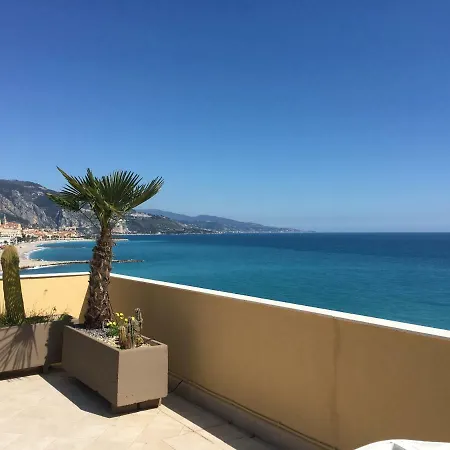 Апартаменты La Perla Della Costa Azzurra *